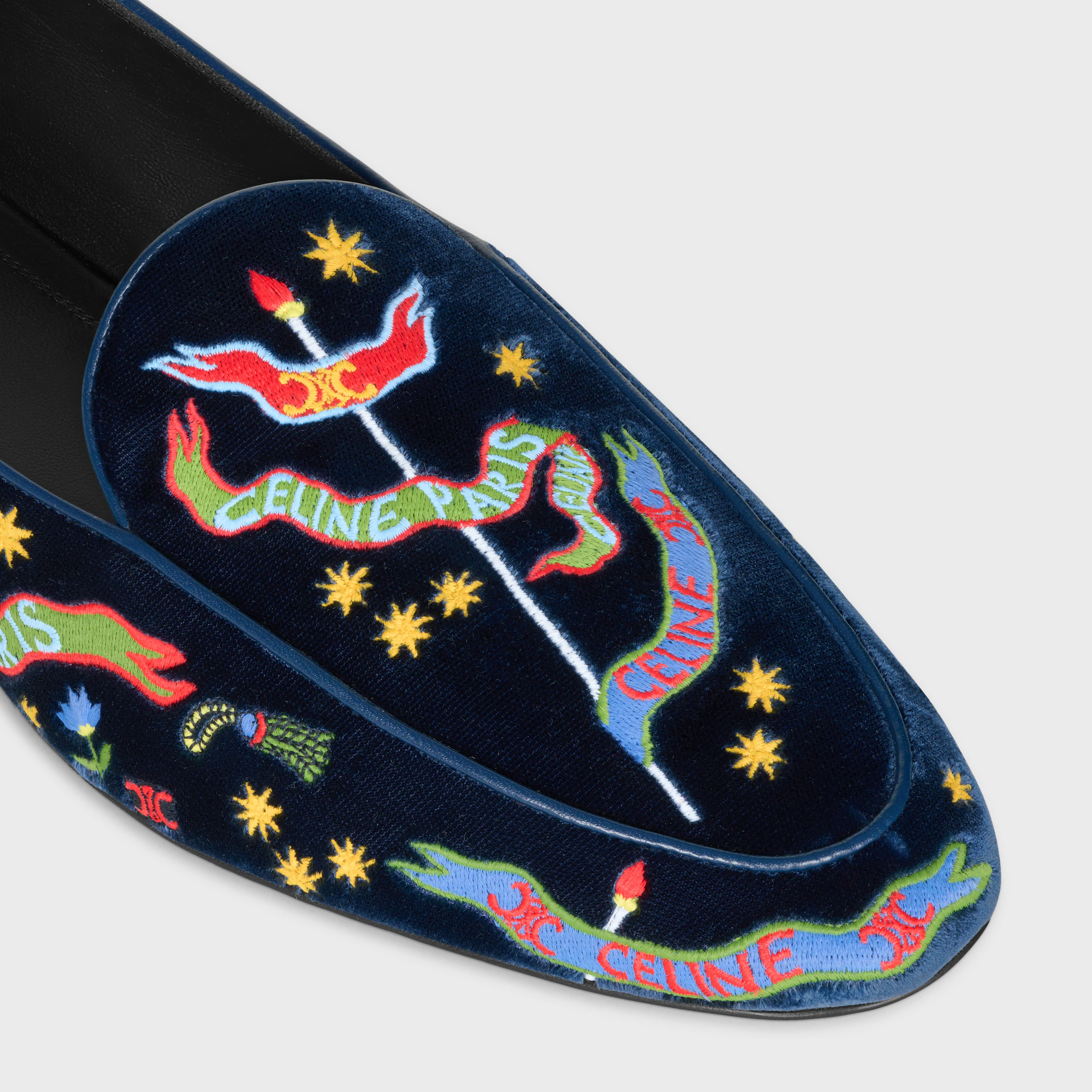 AURA LOAFER IN COLLEGE MIT GESTICKTEM KAROVELL