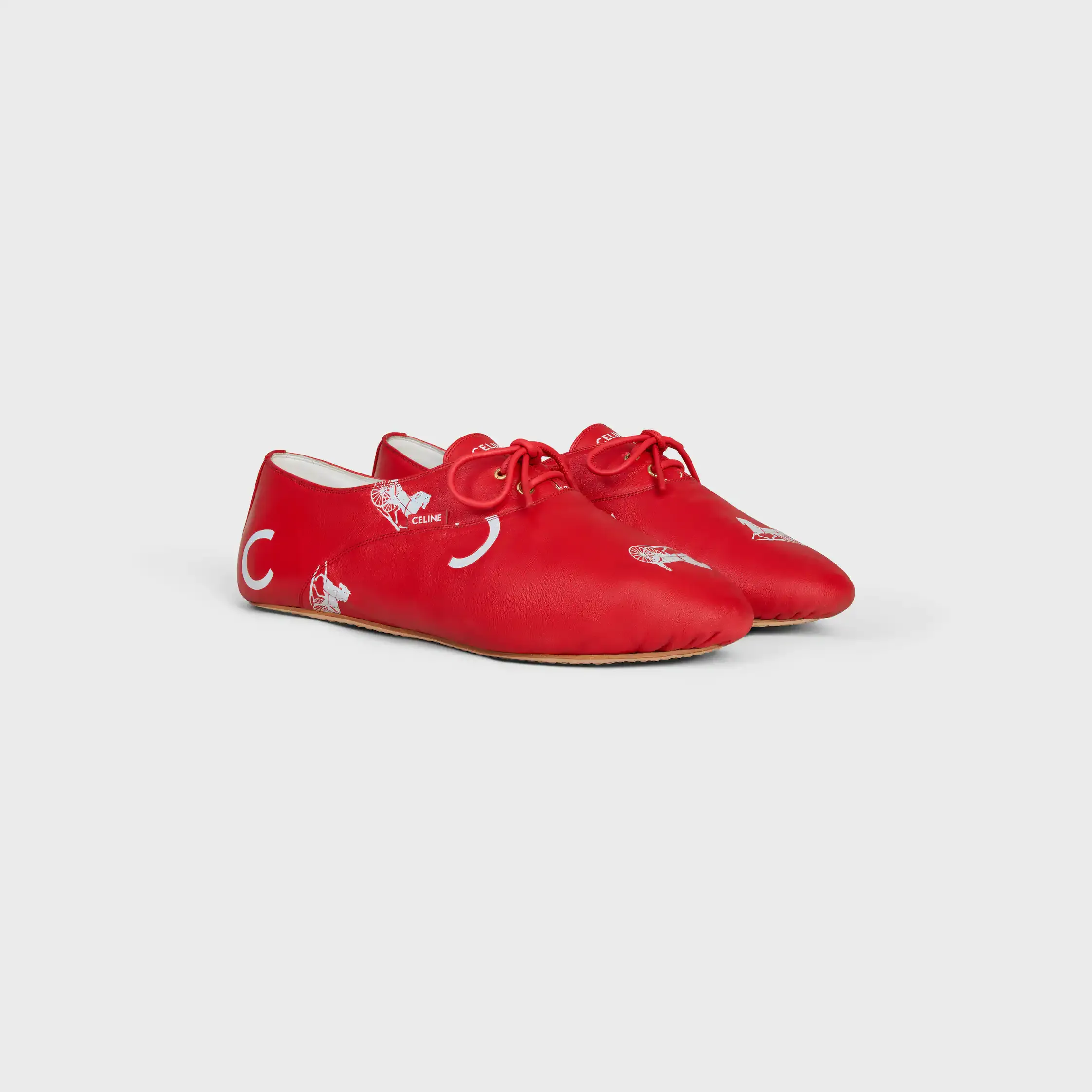 BALLET-SCHUHE MIT ZEHE AUS "C" UND "Calèche" GEPRÄGTEM LAMMLEDER