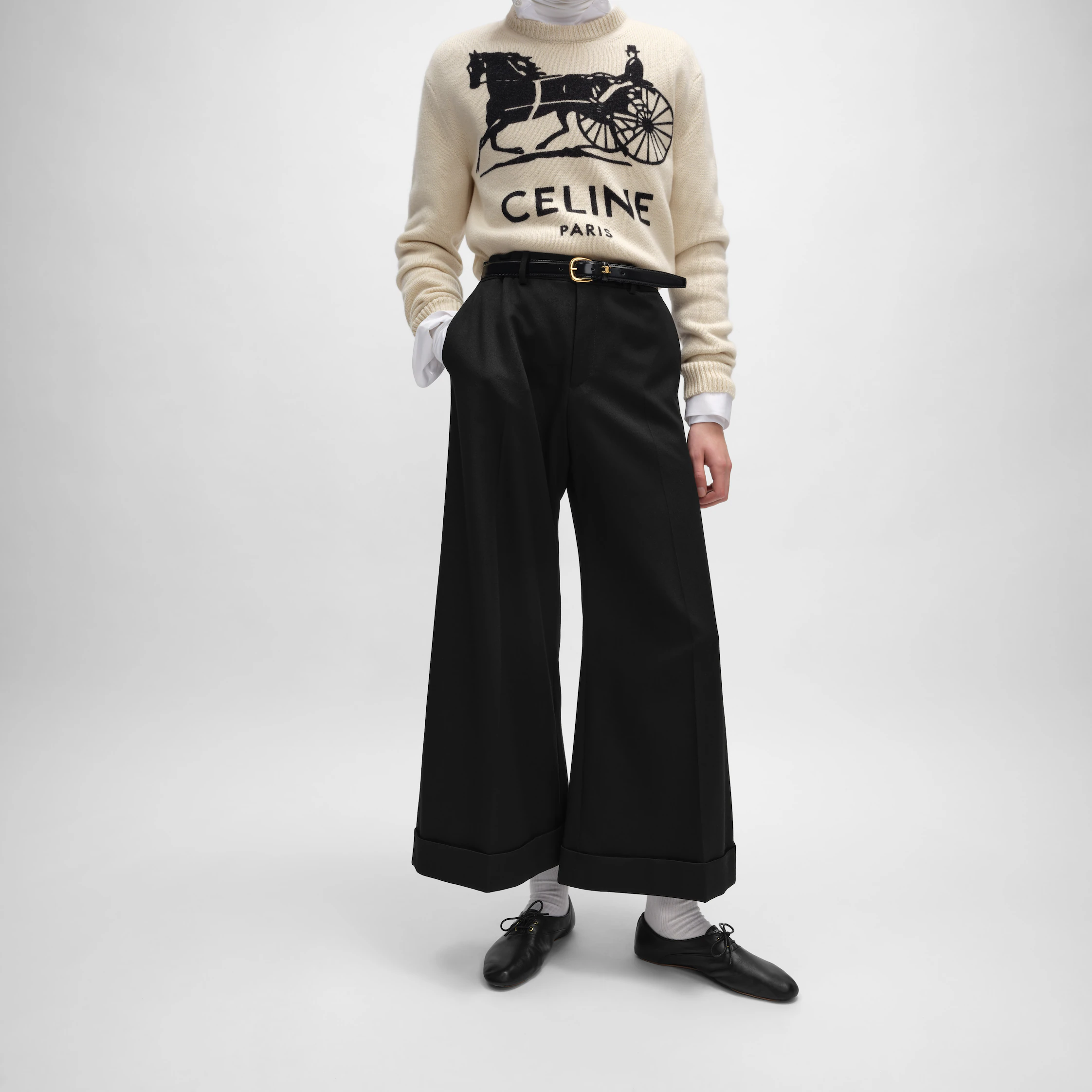 Hosen mit Steg aus Woll- und Mohair-Gabardine