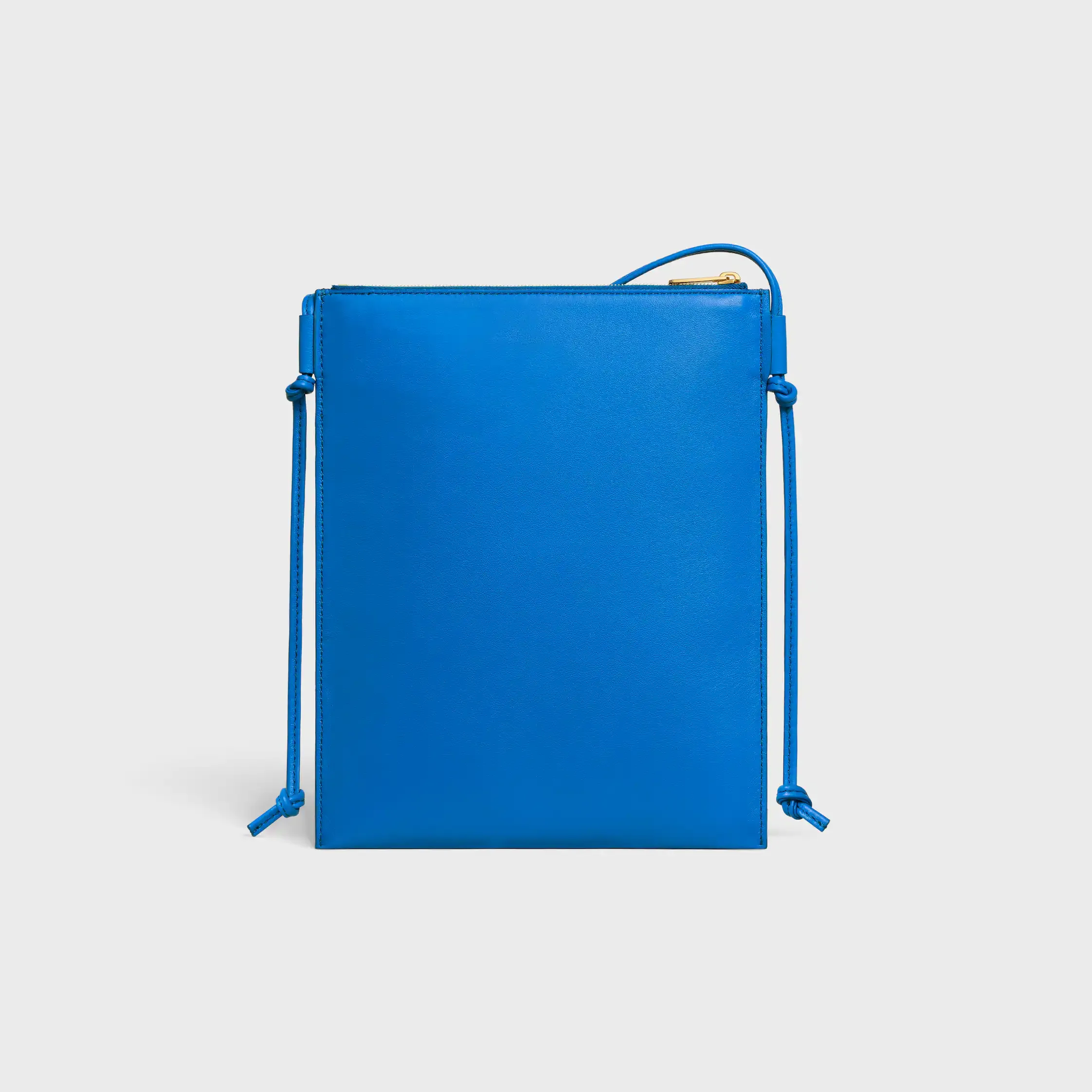 SHARP POUCH AUS GLATTEM LAMMLEDER