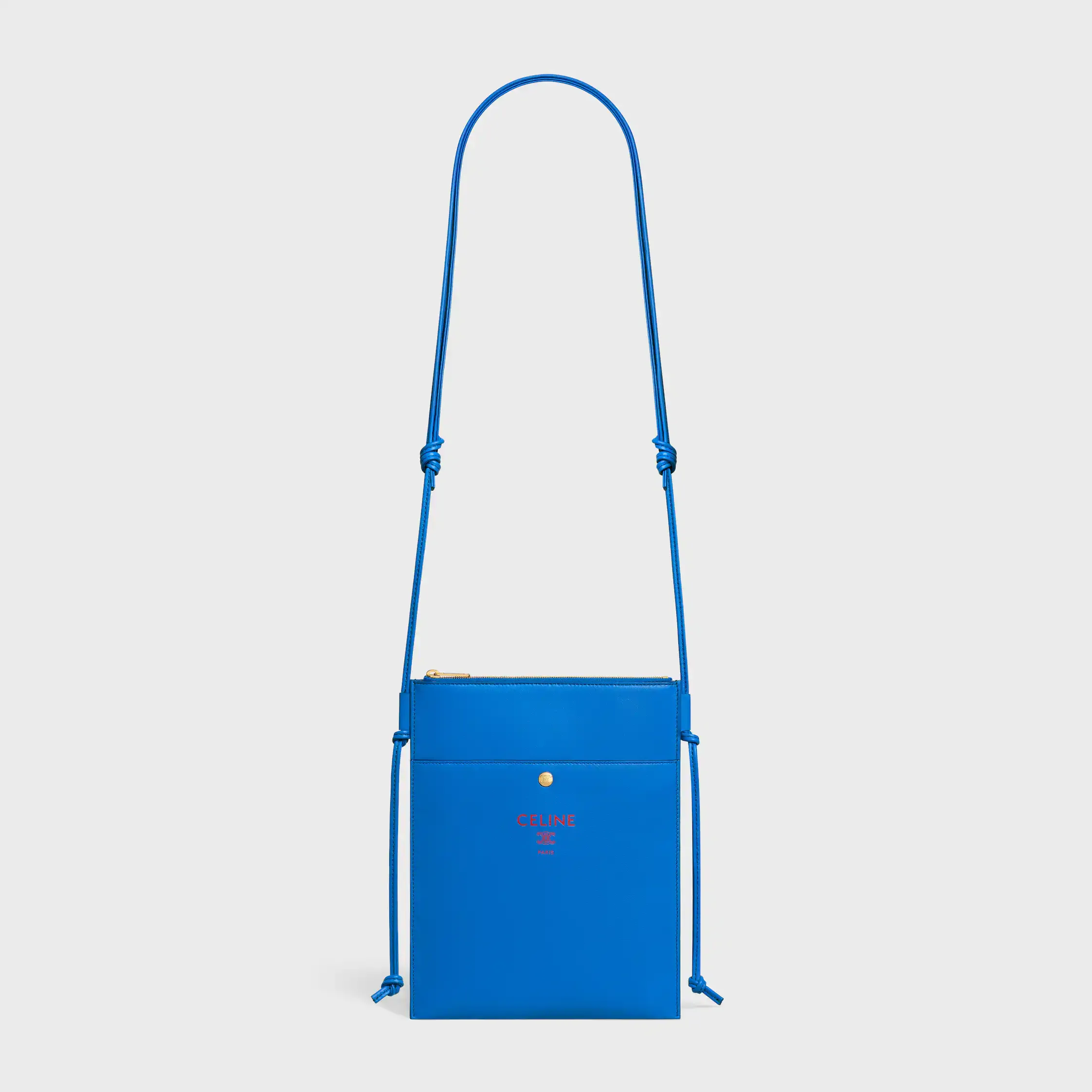 SHARP POUCH AUS GLATTEM LAMMLEDER