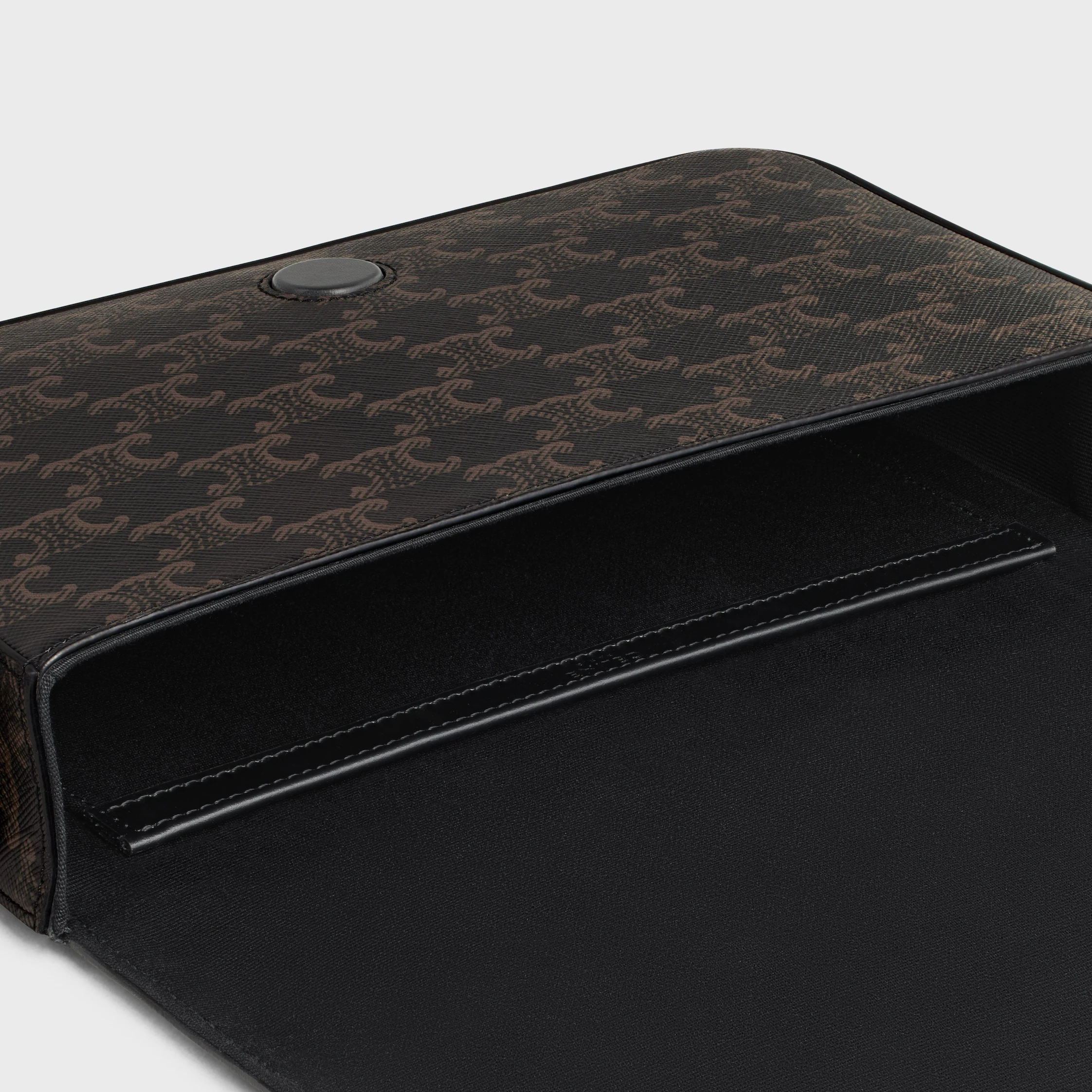 Flap-Messenger-Tasche IN TRIOMPHE-CANVAS UND KALBSLEDER