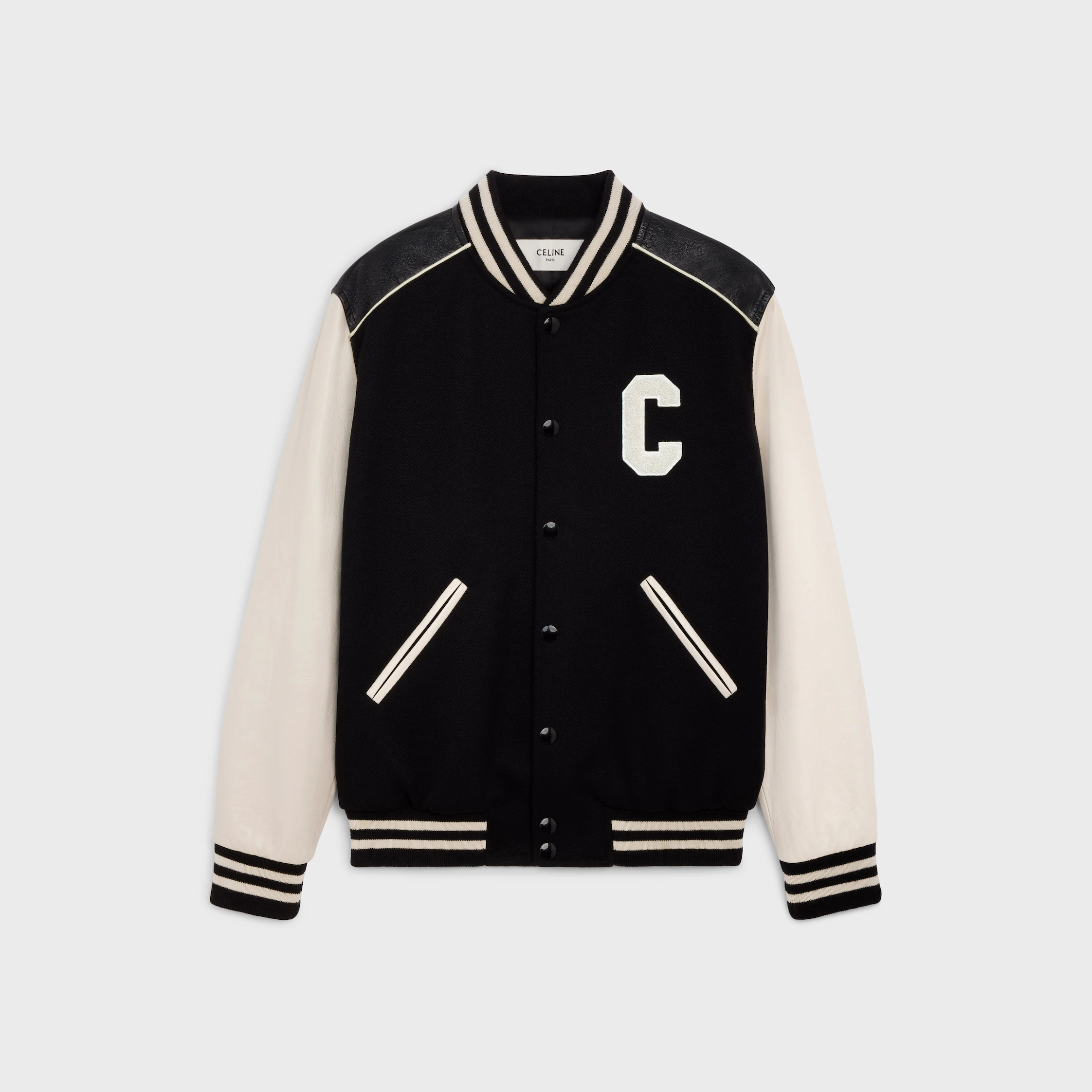 klassischer Teddy-Jacke aus strukturiertem Wollmaterial
