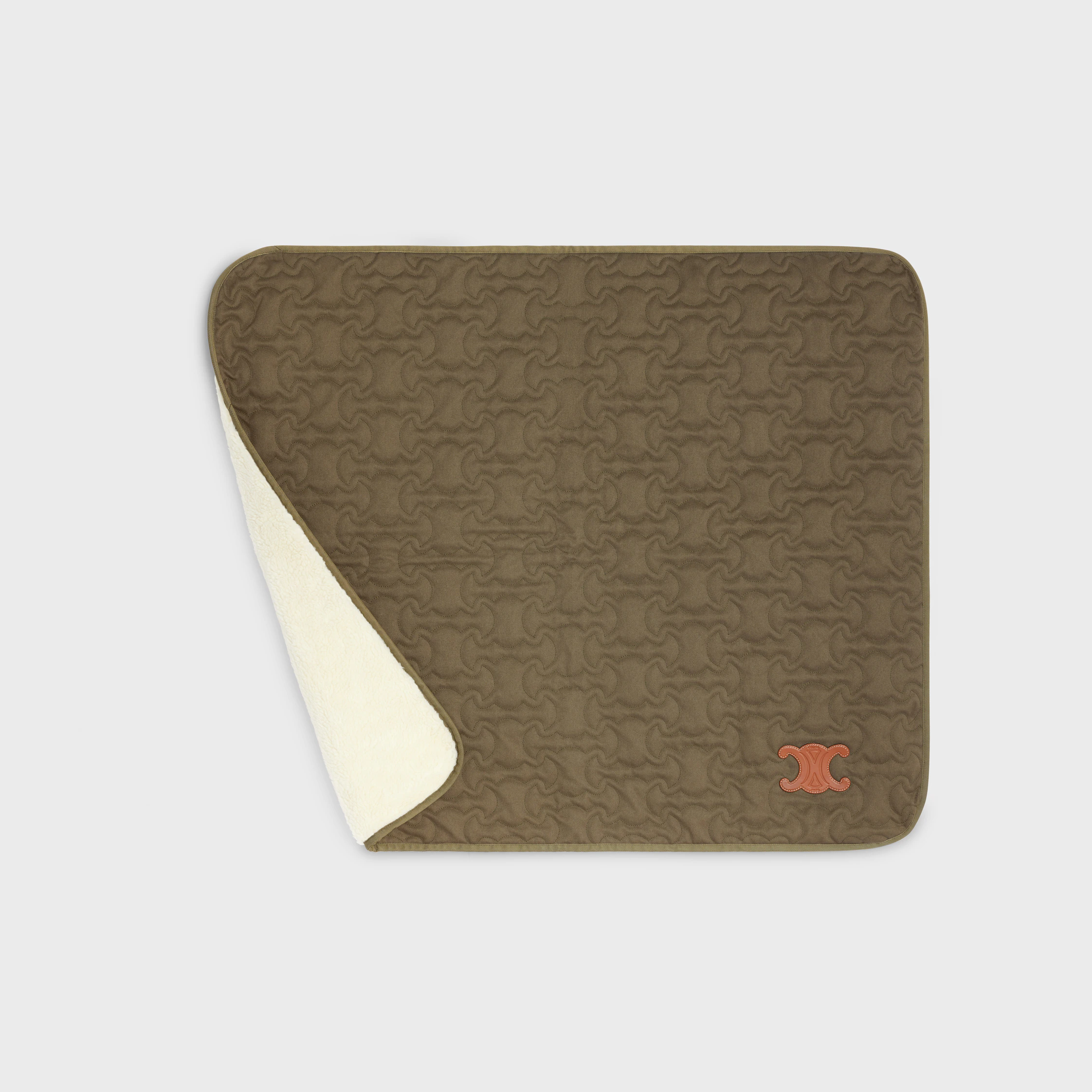 KLEINE HUNDEWÄRMEDE IN GEQUILTED GABARDIN-TEXTIL UND WOLLE