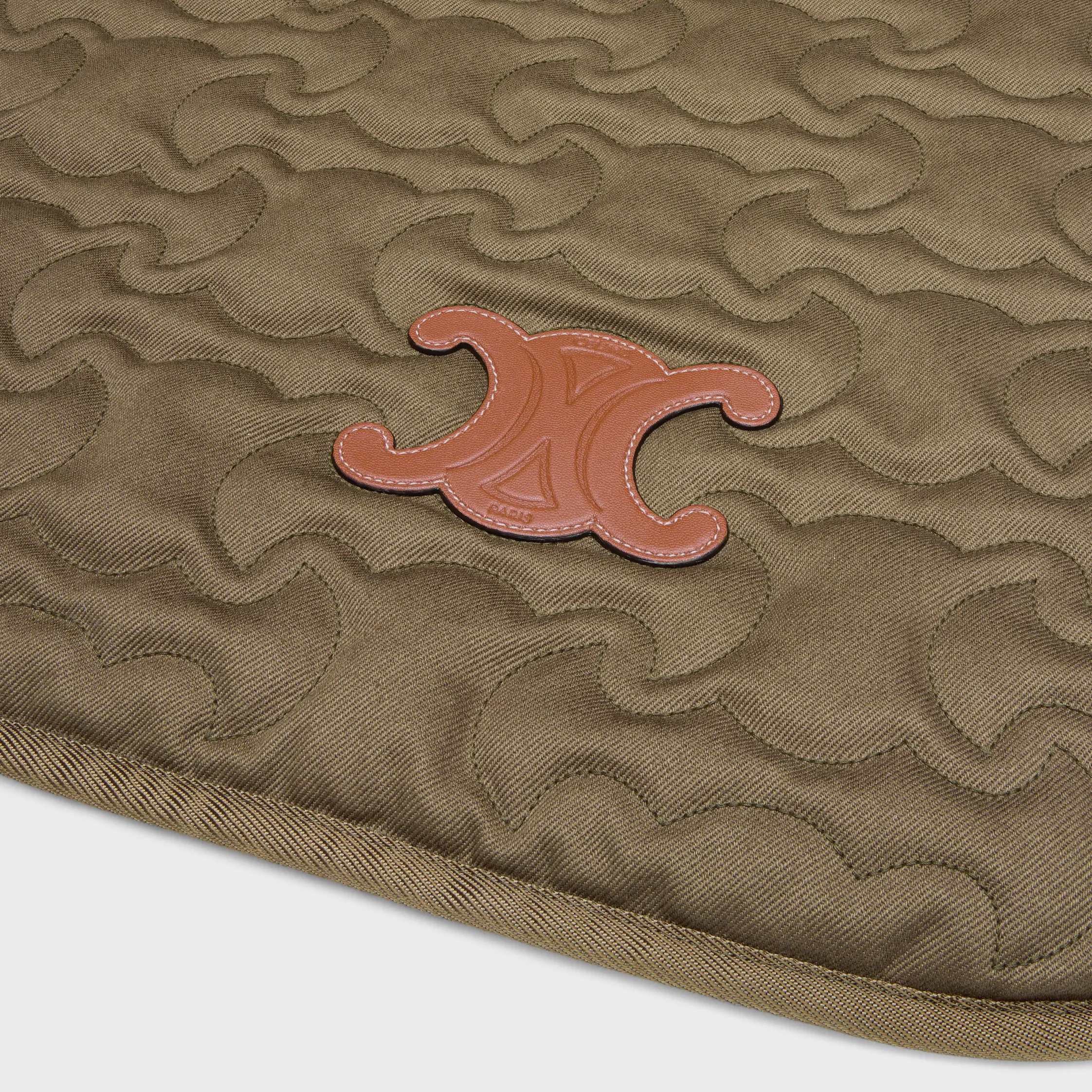 Hundekleid aus gestepptem Gabardine-Stoff und Wollfutter
