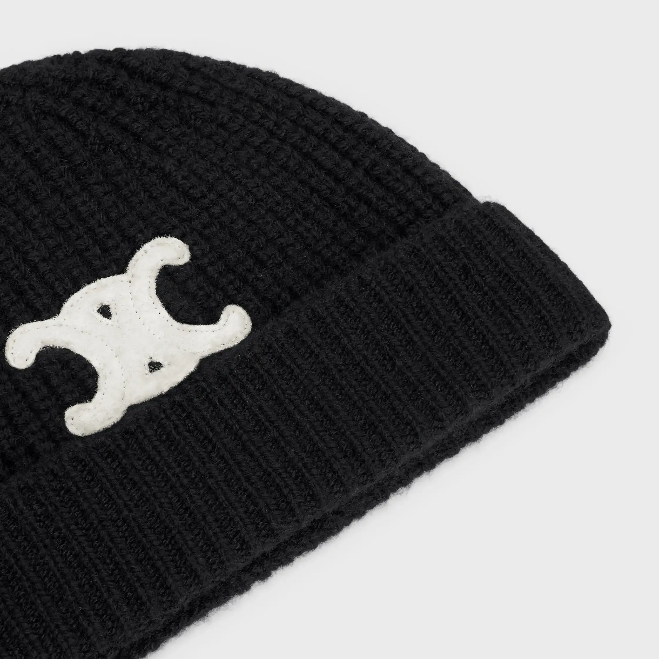TRIOMPHE BEANIE AUS NAHTLOSEM KASCHMIR