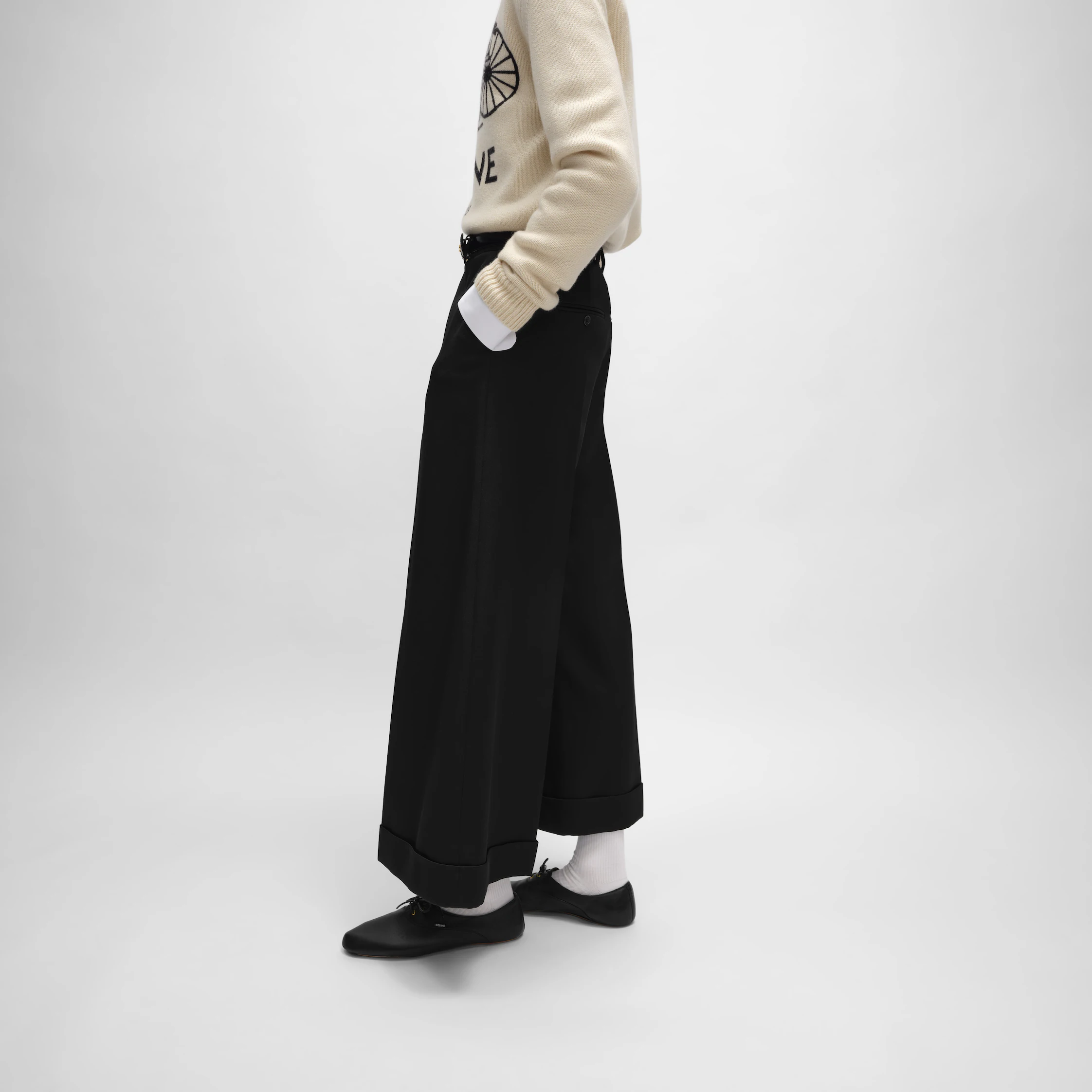 Hosen mit Steg aus Woll- und Mohair-Gabardine