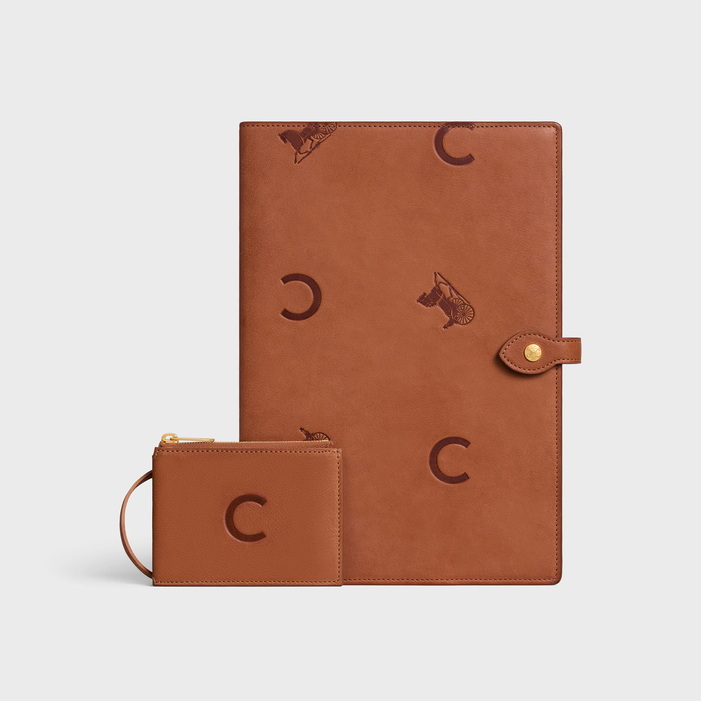 GROßE NOTIZBUCHHÜLLE MIT TASCHE AUS GEPRÄGTEM NATÜRLICHEN KALBSLEDER