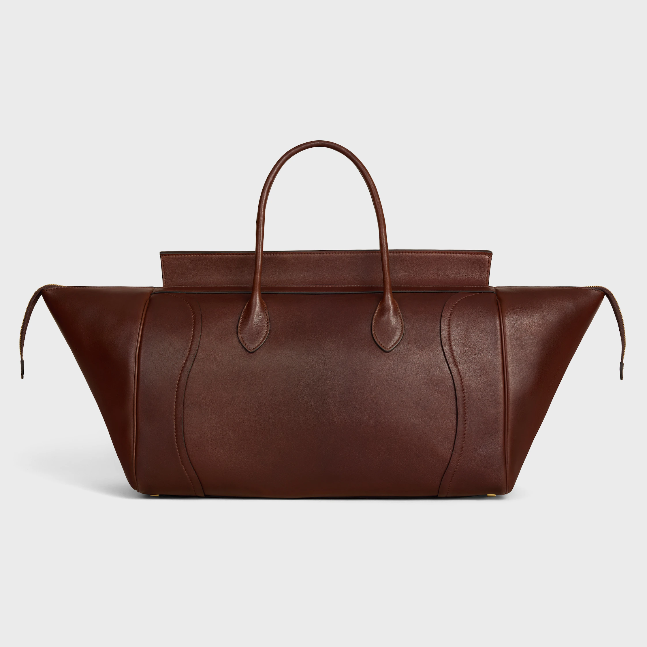 GROSSER KOFFER AUS WEICHEM GLANZLAMBSKIN